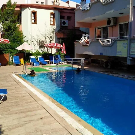Nirvana Apart Hotel 2*